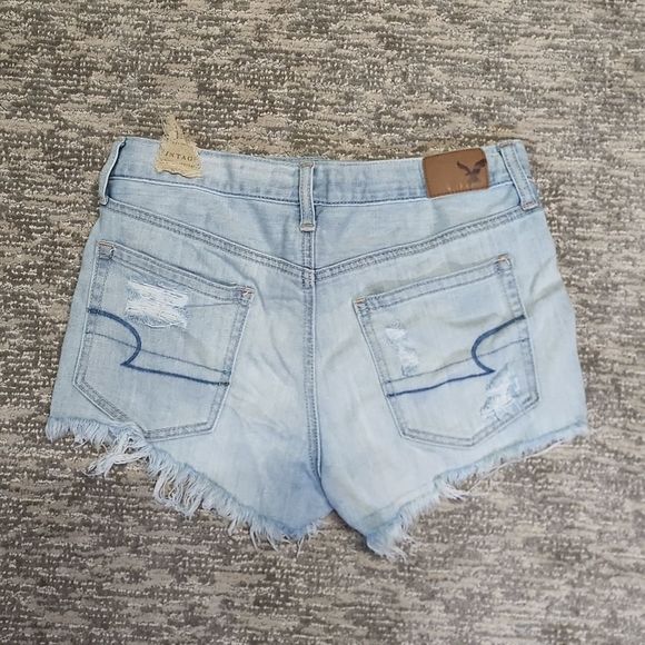 American Eagle high rise denim shorts - Picture 3 of 9